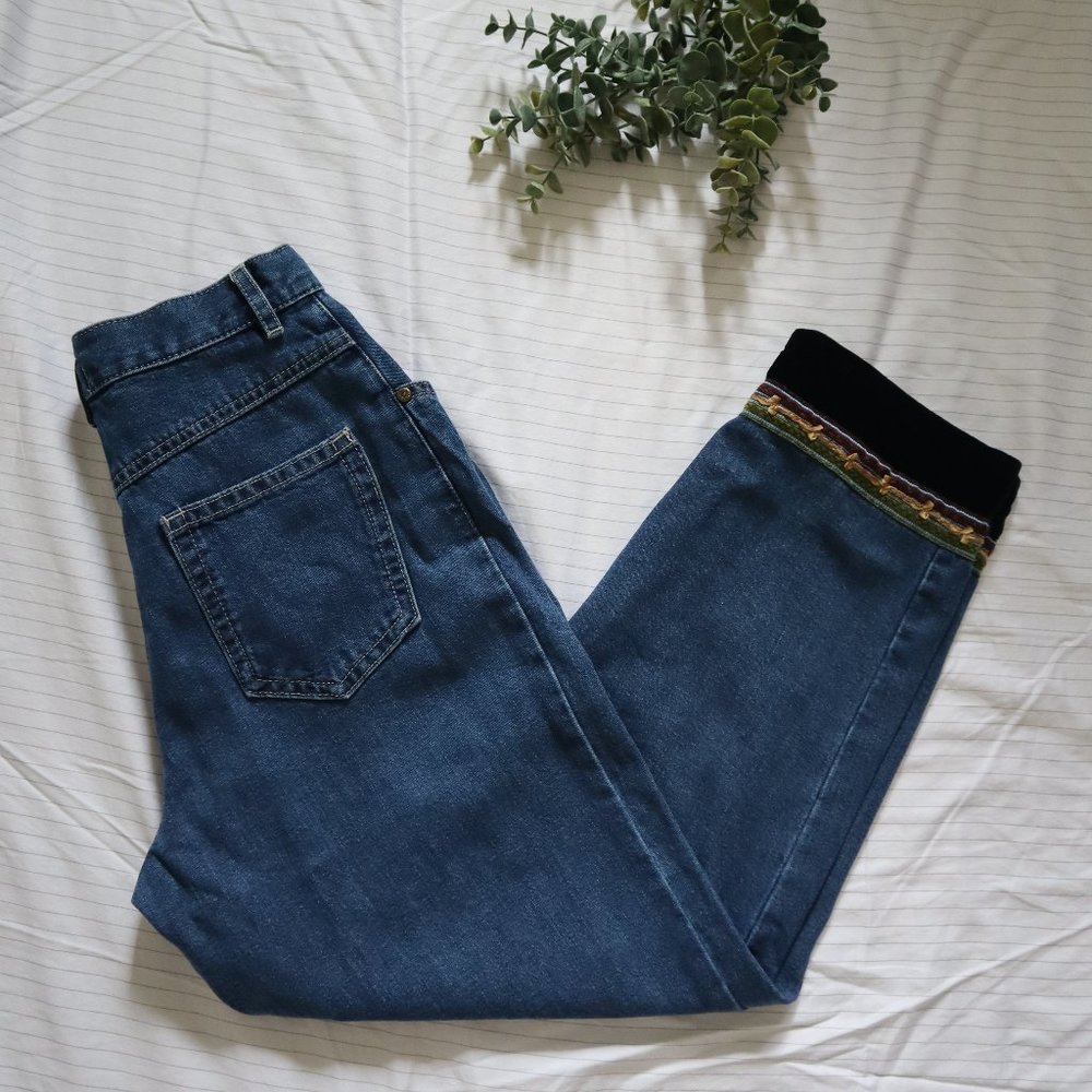 VINTAGE Cropped Straight Leg Jeans Embroidered Hem